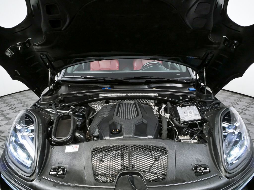 2024 Porsche Macan