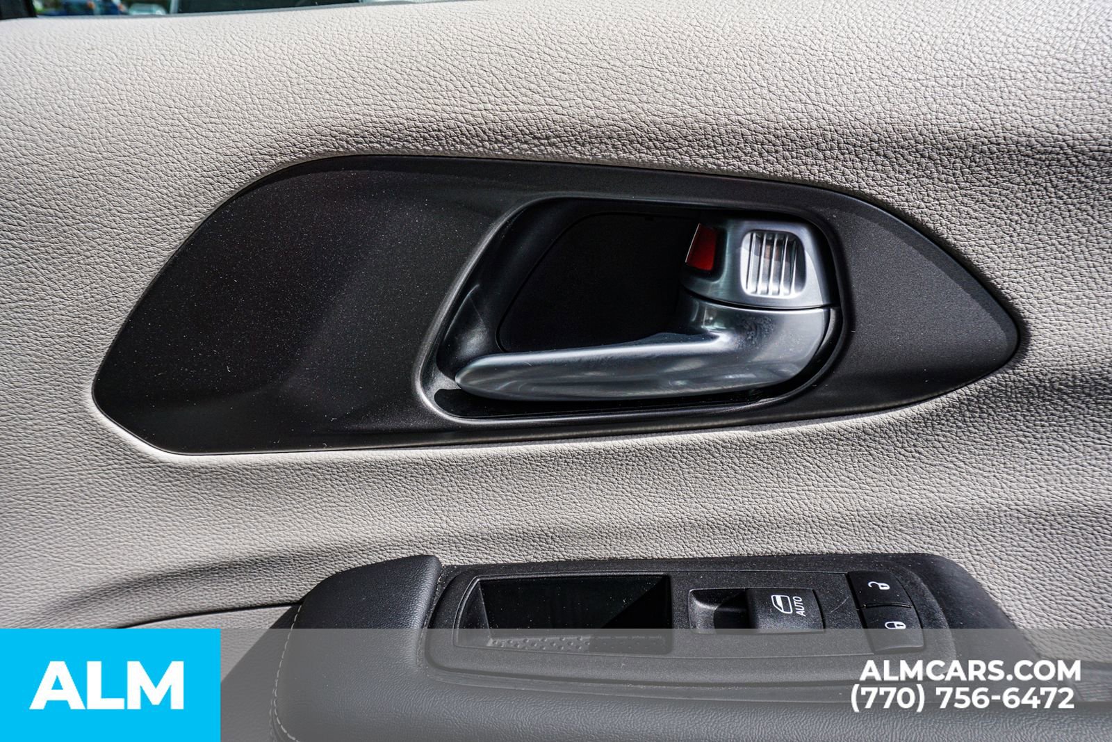 2024 Chrysler Pacifica Touring-L