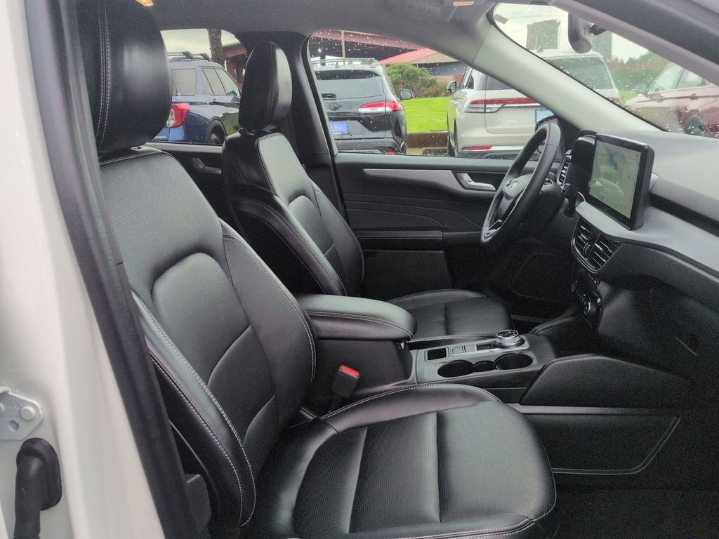 2023 Ford Escape Platinum