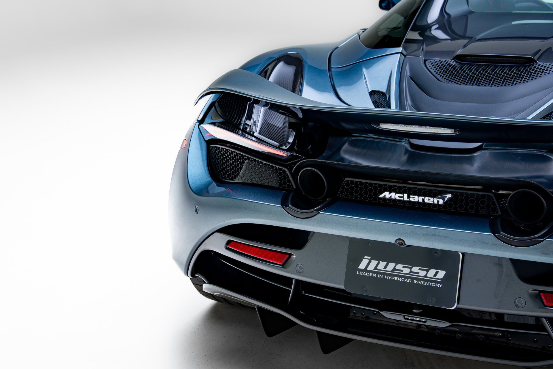 Used 2020 McLaren 720S Luxury photo 32