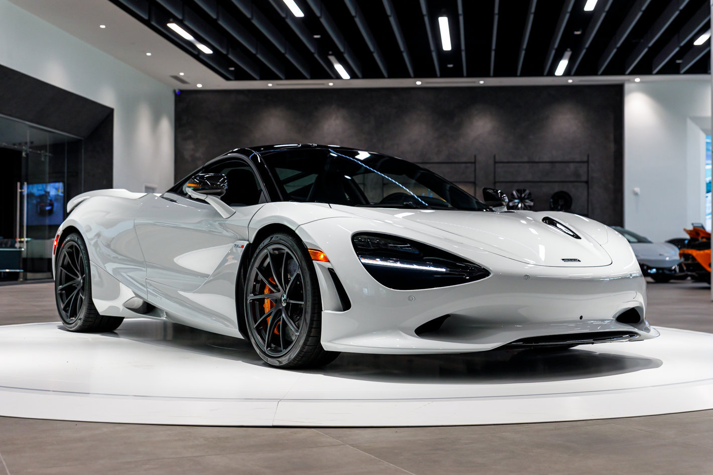 Used 2027 McLaren 750S photo 64