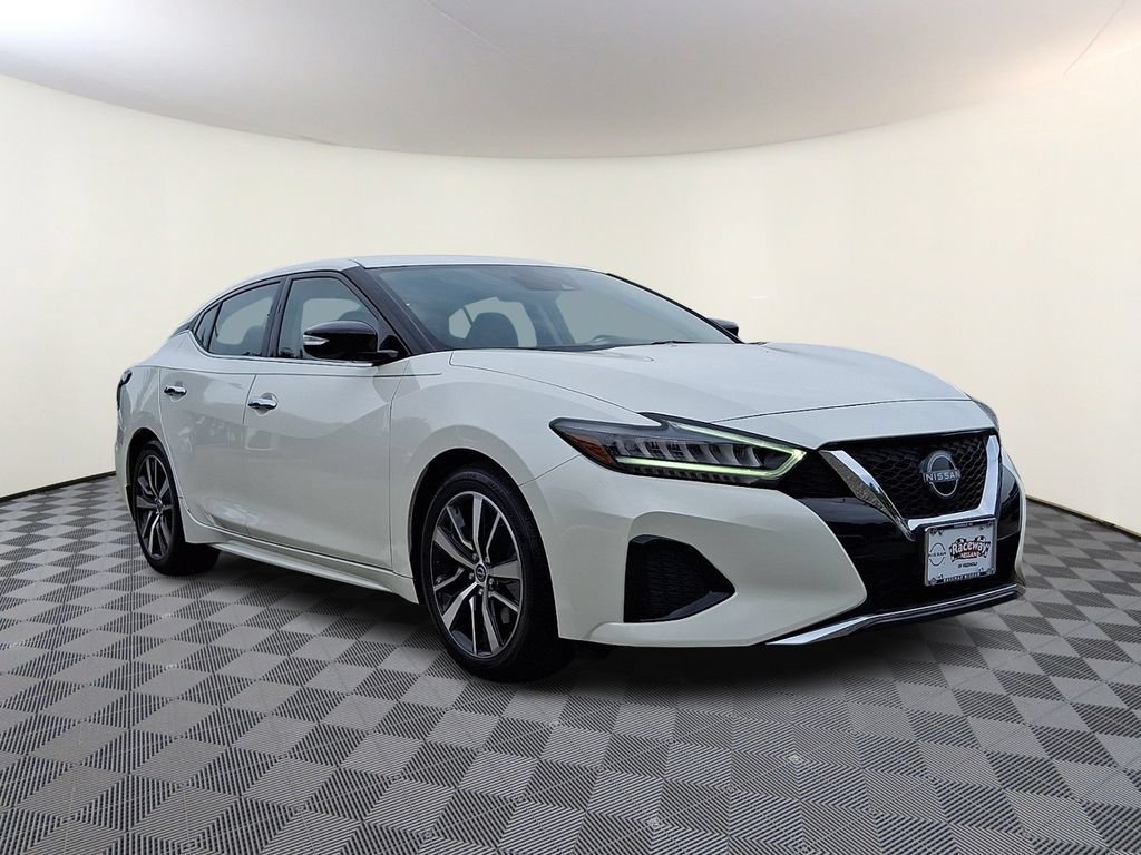 Used 2023 Nissan Maxima SV w/ Floor Mat Group