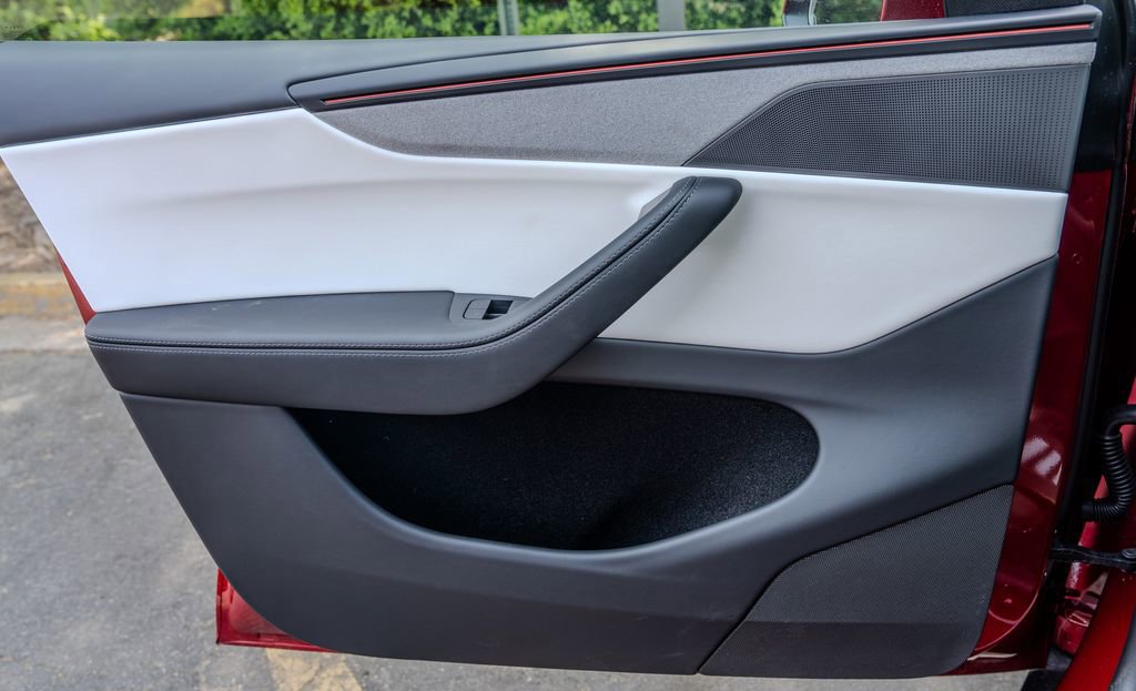 2026 Tesla Model Y Long Range