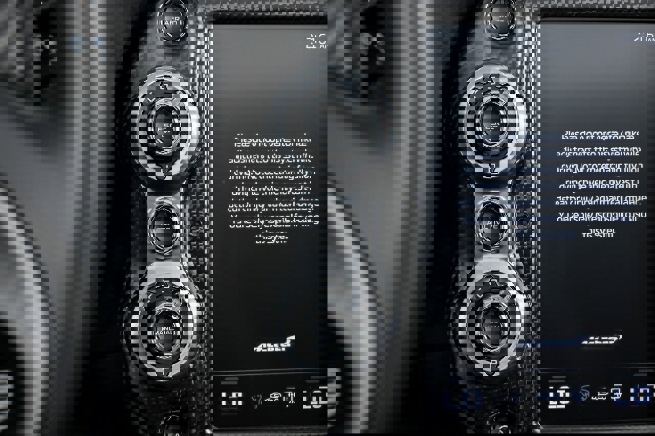 Used 2023 McLaren 720S Spider photo 34