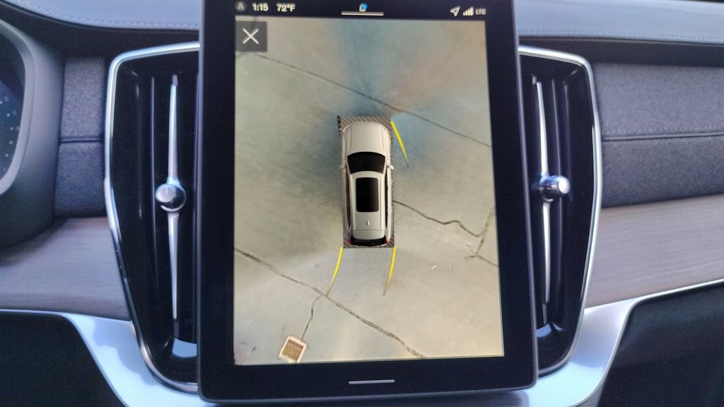 2026 Volvo Xc90 B6 Plus