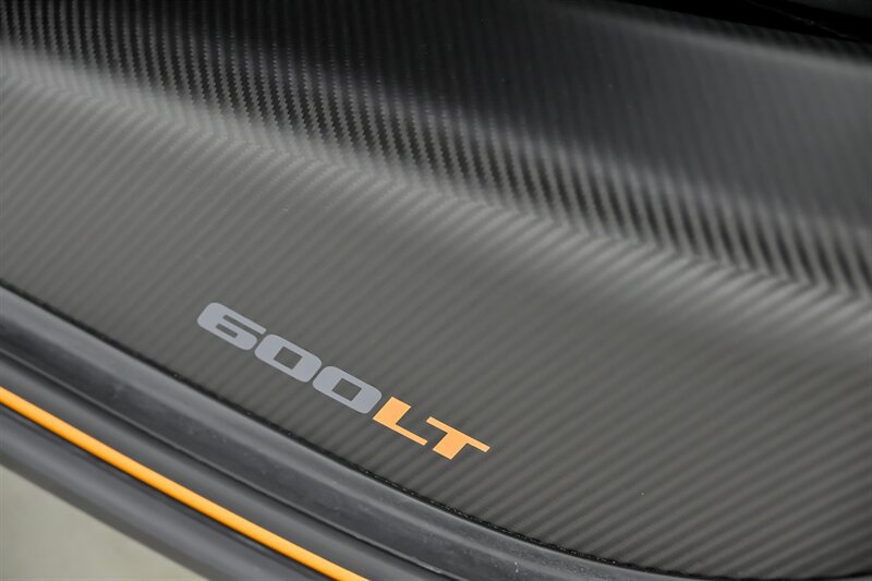 Used 2019 McLaren 600LT photo 38