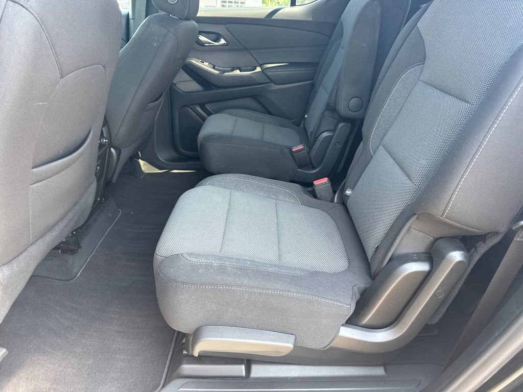 2023 Chevrolet Traverse LT