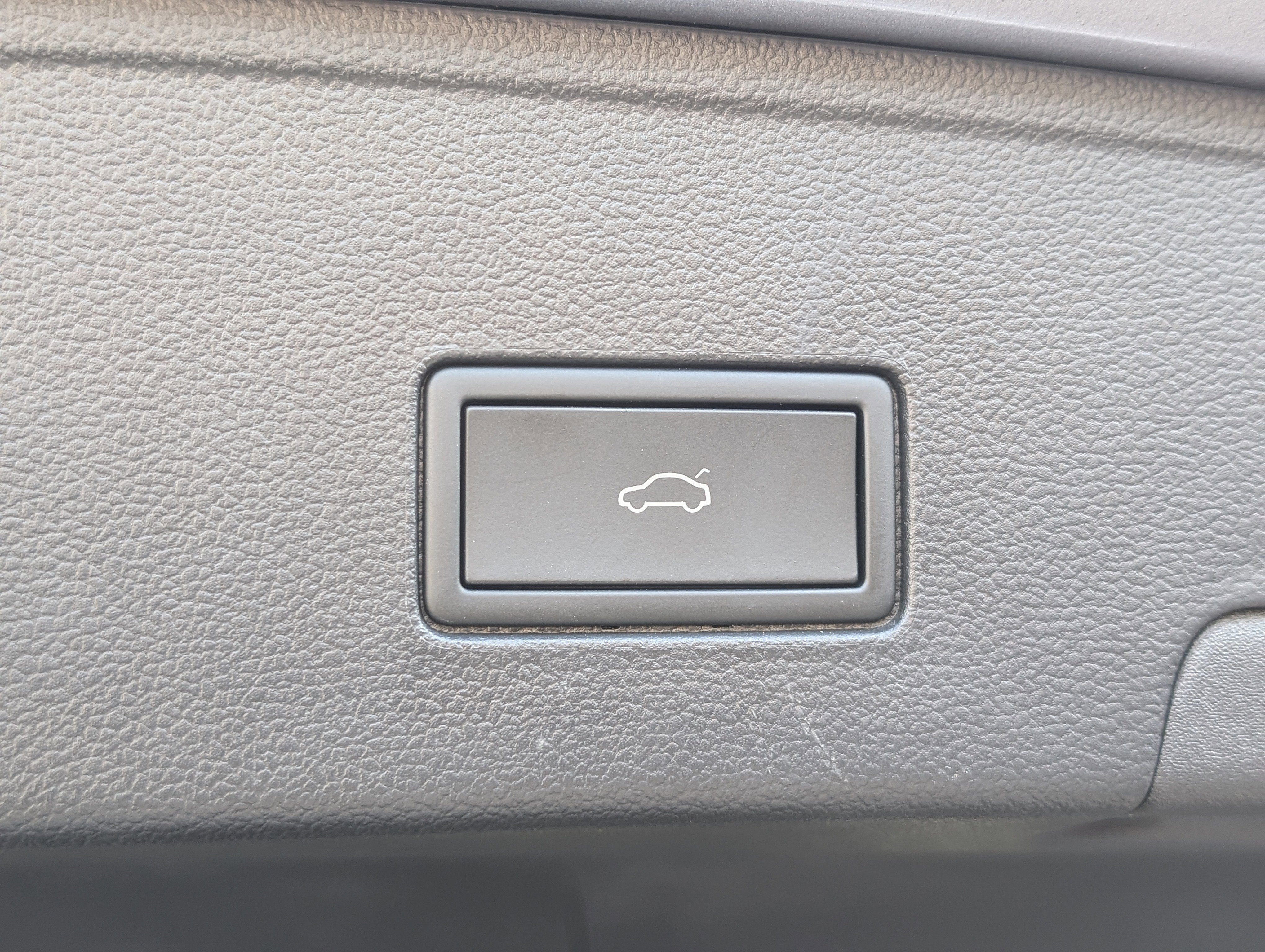 2024 Volkswagen Atlas Cross Sport SEL Premium R-Line