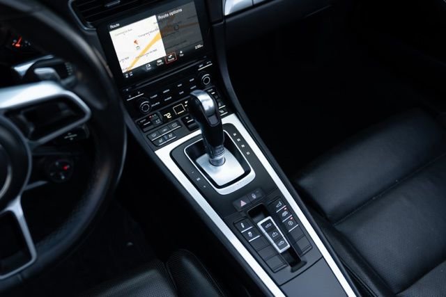 2019 Porsche 911 Carrera