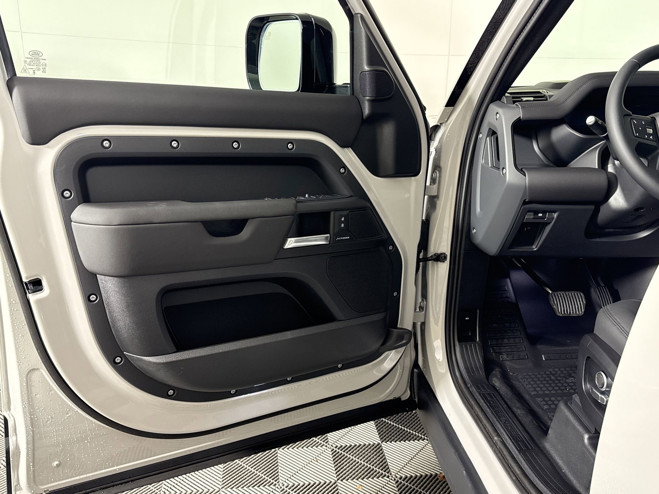 2026 Land Rover Defender 130 S