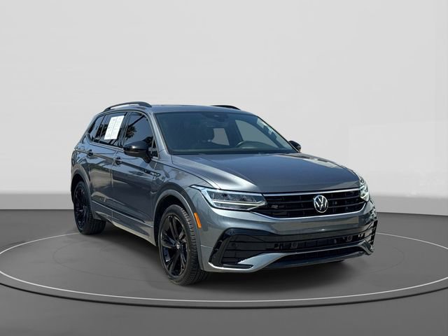Certified 2023 Volkswagen Tiguan SE R-Line