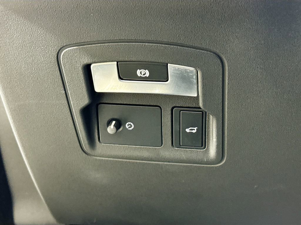 2019 Land Rover Range Rover Velar R-Dynamic SE