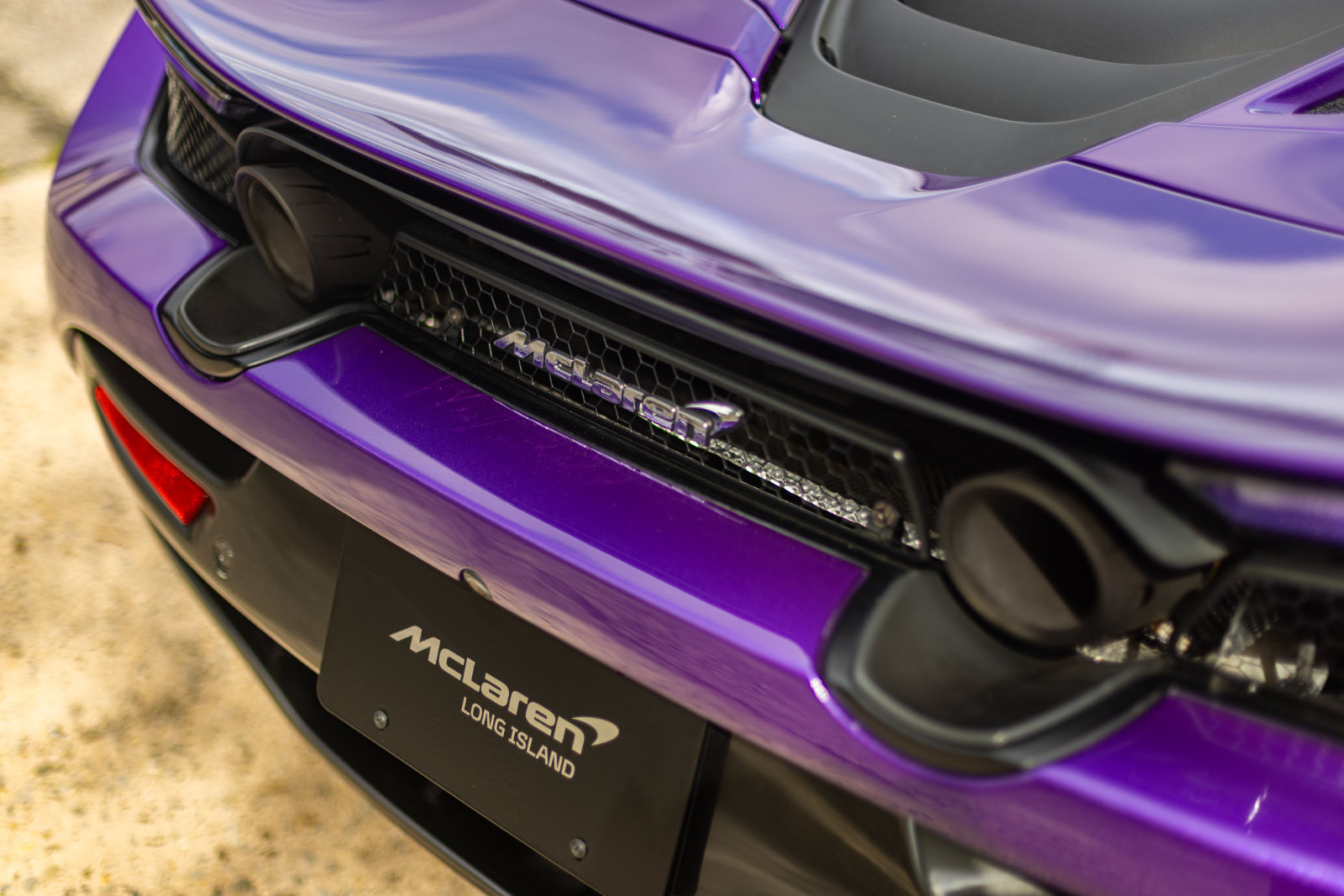 Used 2020 McLaren 720S Performance photo 26