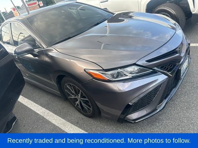 Used 2023 Toyota Camry SE w/ Cold Weather Package