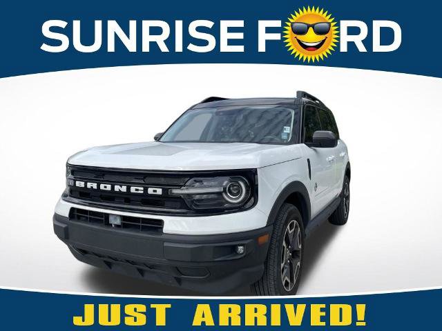 2023 Ford Bronco Sport Outer Banks 4WD photo