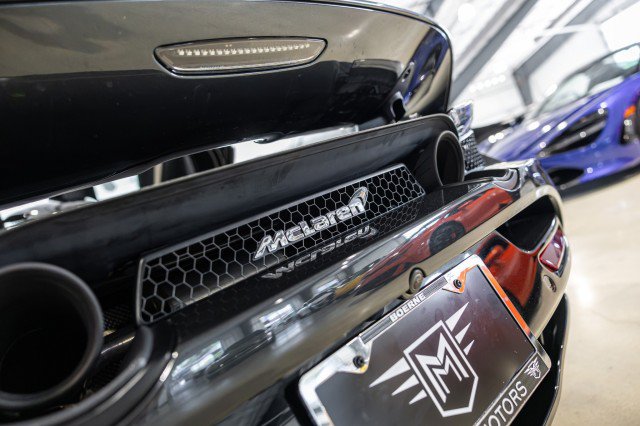 Used 2021 McLaren 720S Performance photo 19