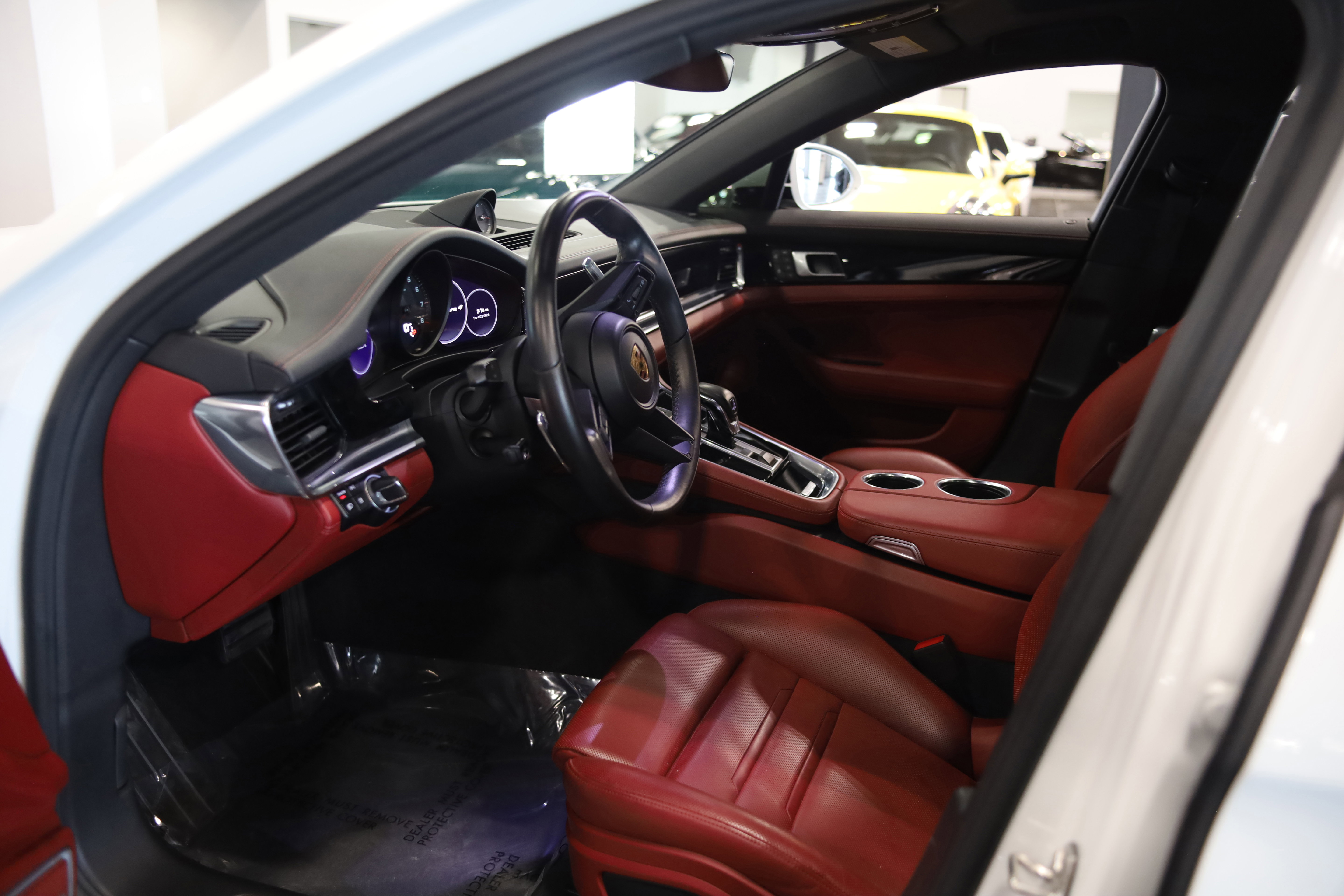 2022 Porsche Panamera 4