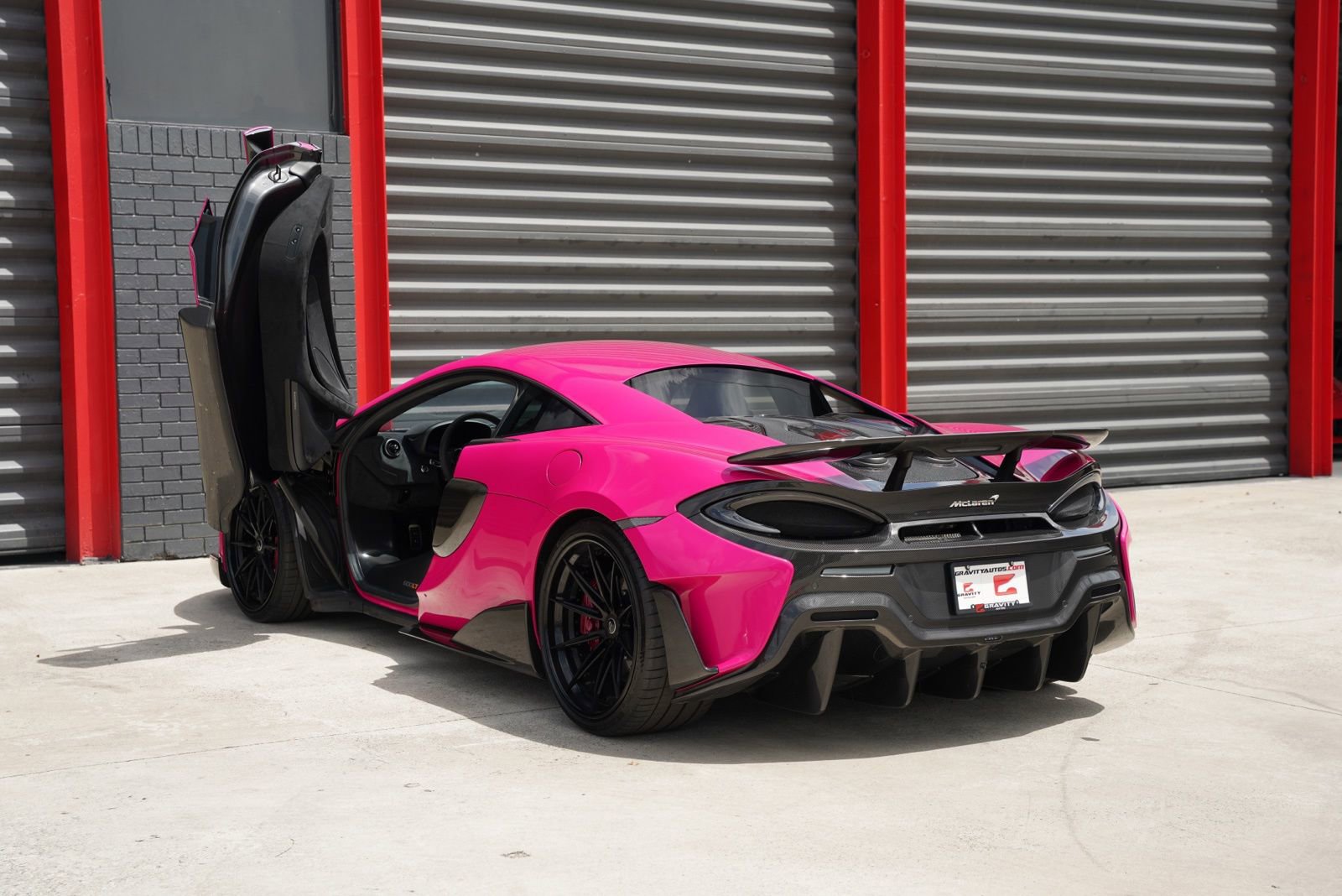 Used 2019 McLaren 600LT photo 9