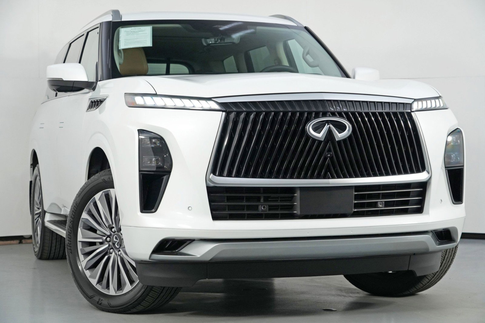 2025 INFINITI Qx80 Luxe