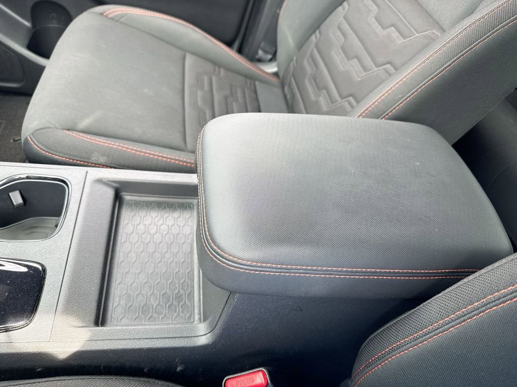 2023 Nissan Frontier Pro-X