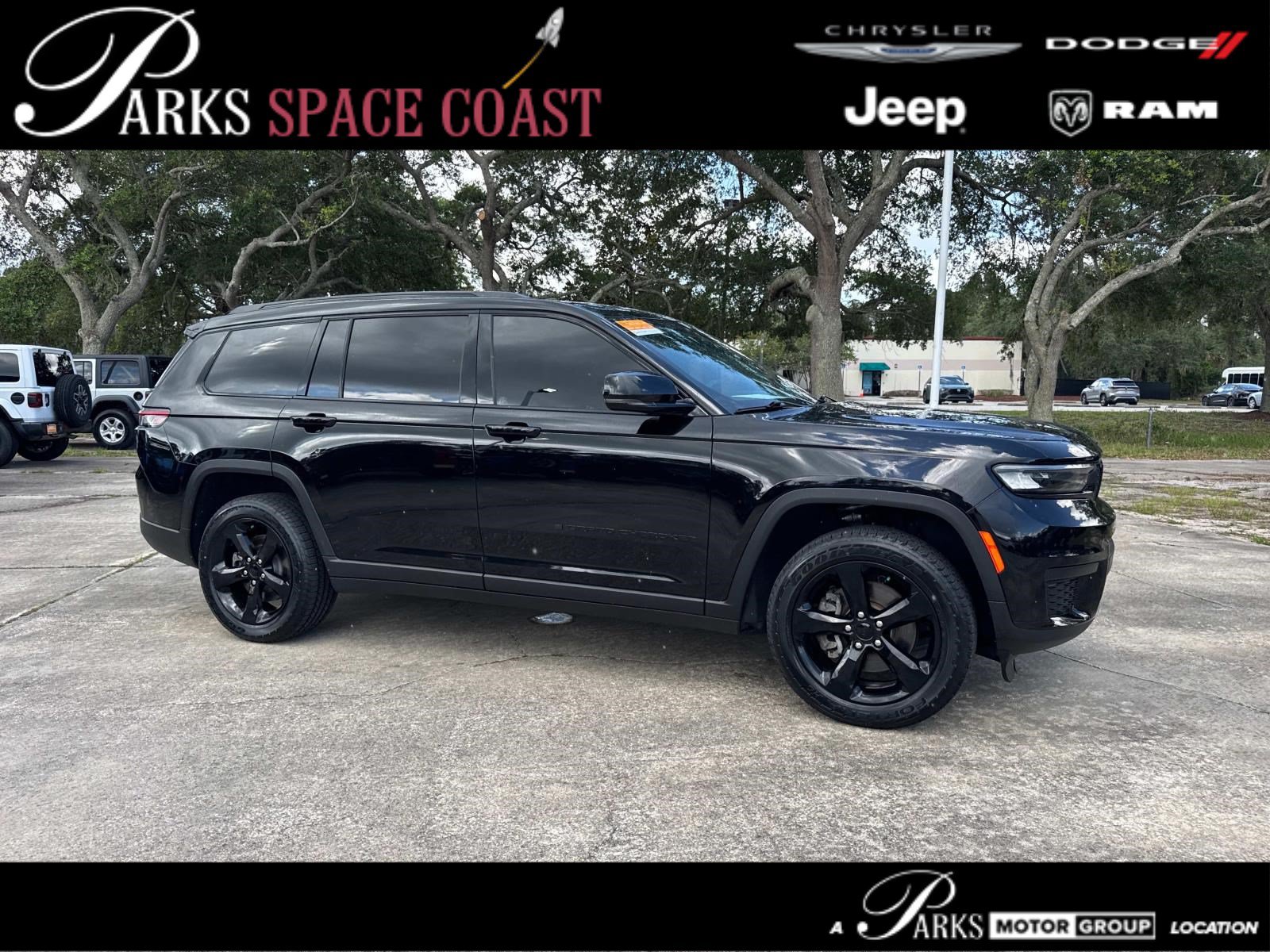 Used 2023 Jeep Grand Cherokee L Laredo