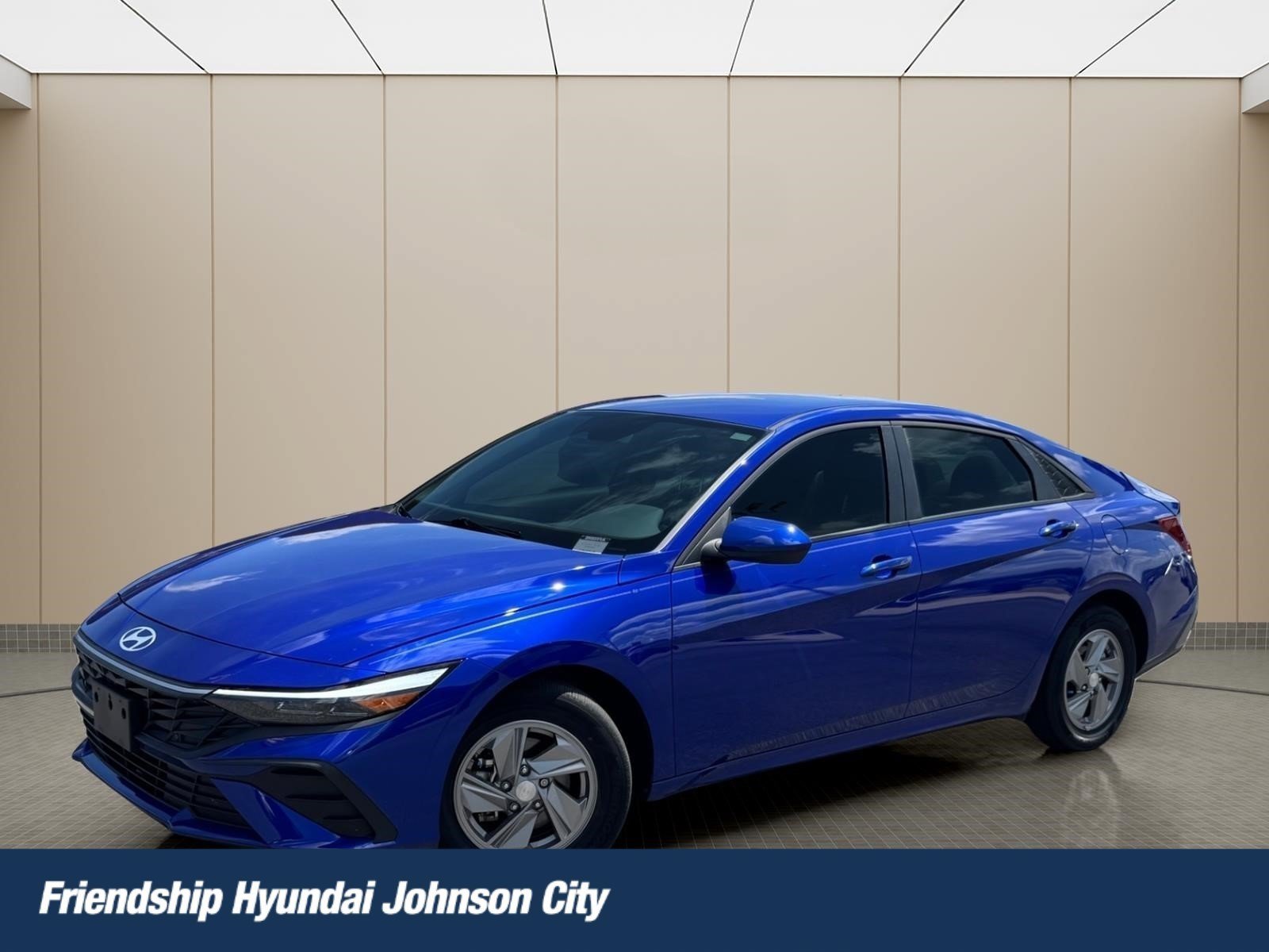 Used 2025 Hyundai Elantra SE