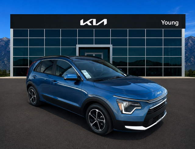 Used 2023 Kia Niro EX w/ EX Cold Weather Package