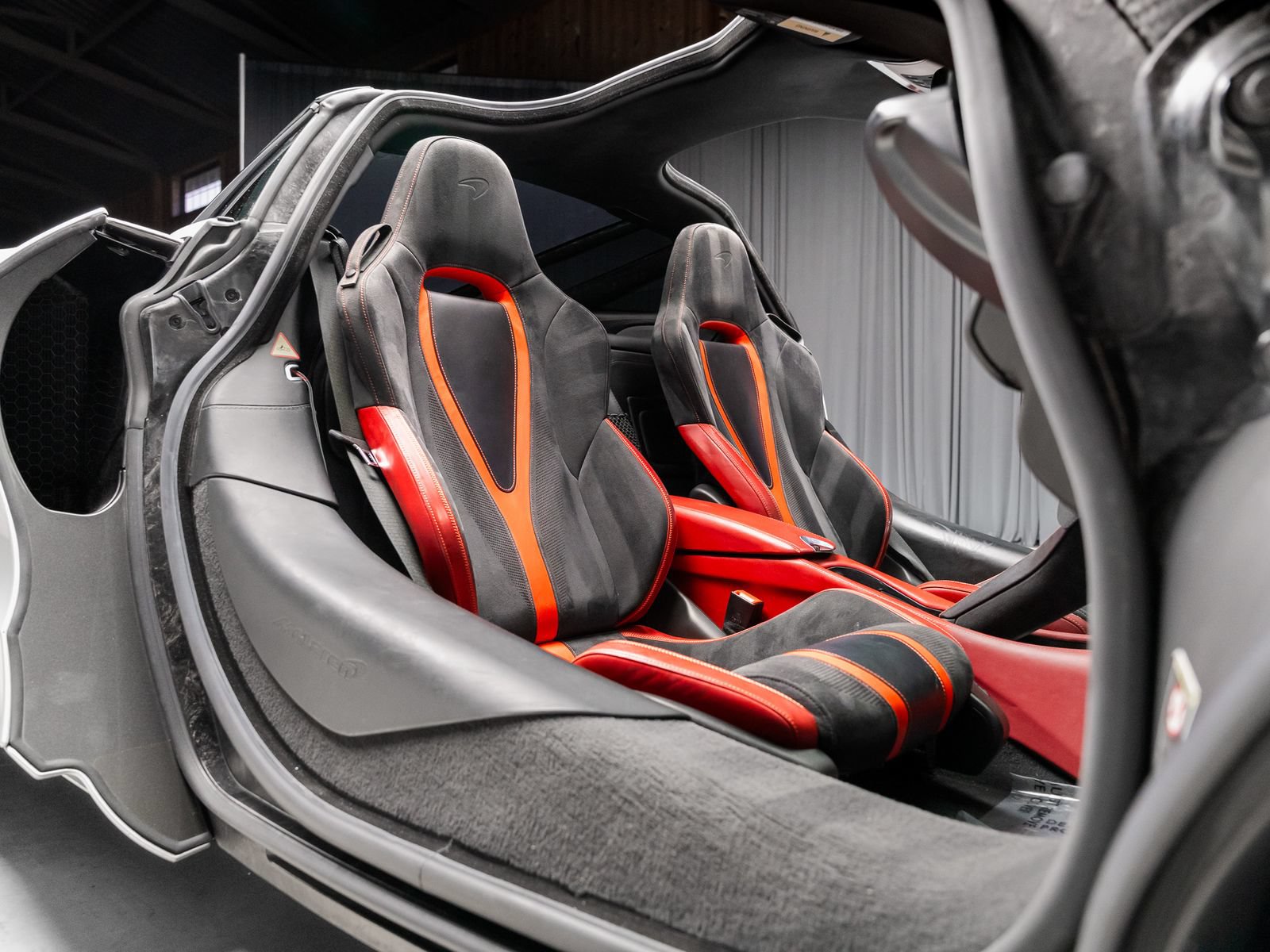 Used 2019 McLaren 720S photo 5
