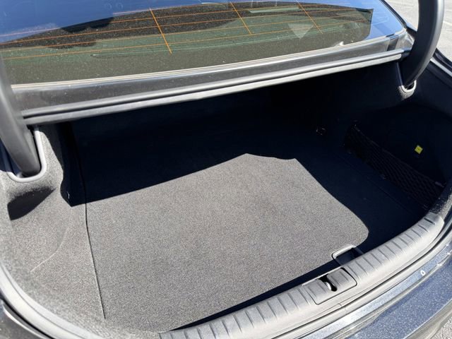 2022 Genesis G70 2.0T