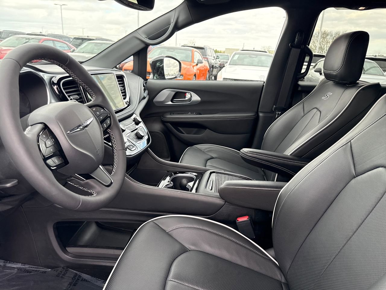 2026 Chrysler Pacifica Premium