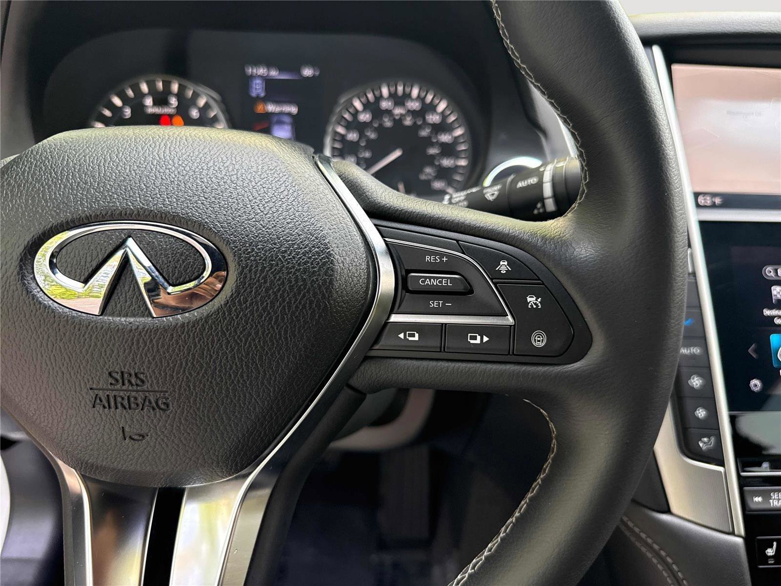 2022 INFINITI Q60 3.0t Luxe