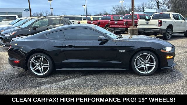 2022 Ford Mustang Coupe