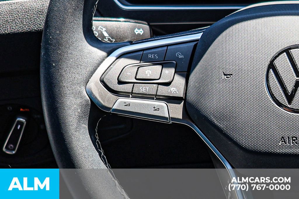 2023 Volkswagen Tiguan SE R-Line