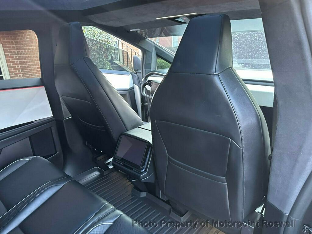 2024 Tesla Cybertruck AWD Crew Cab