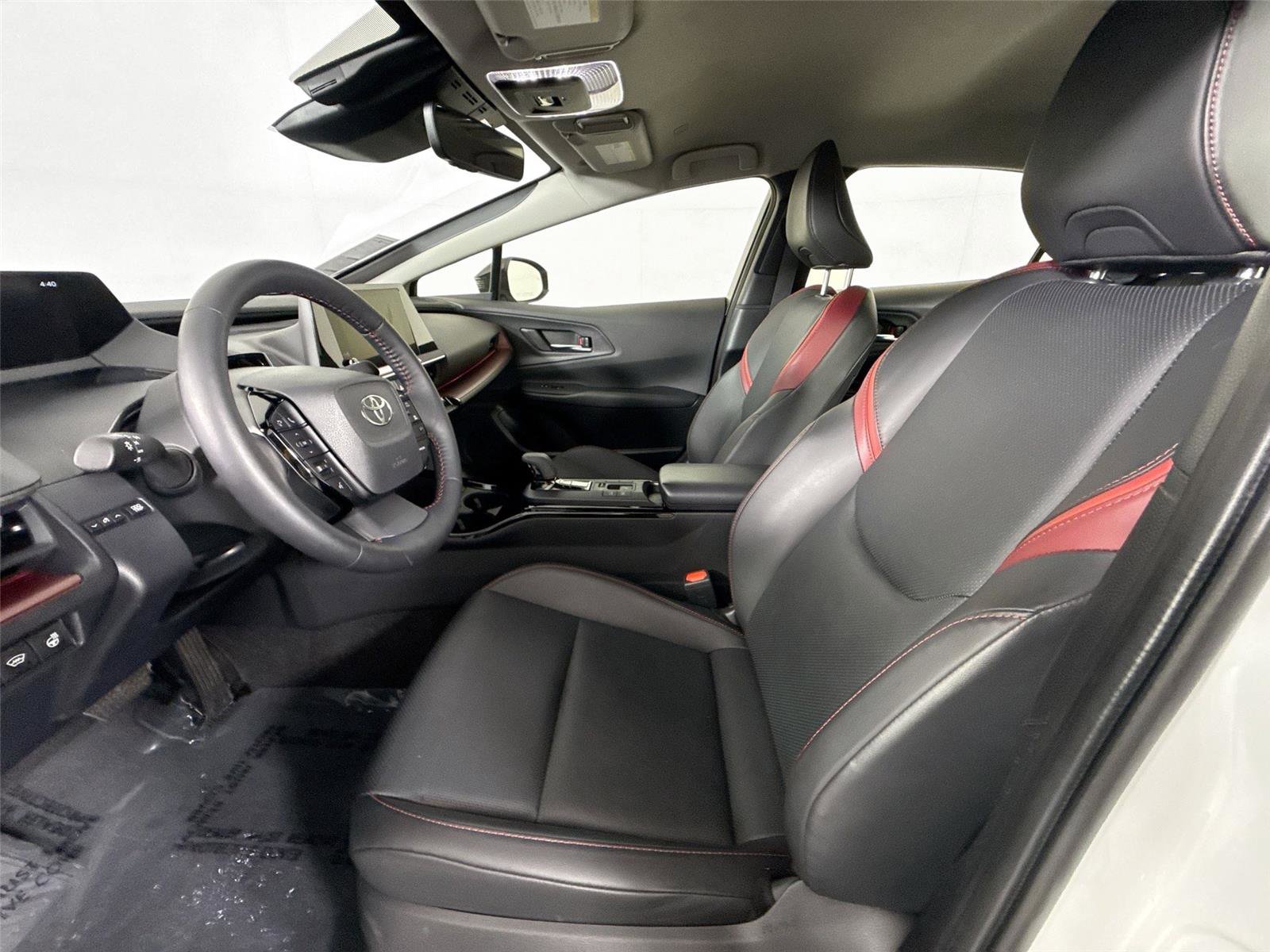 2025 Toyota Prius Plug-In Hybrid