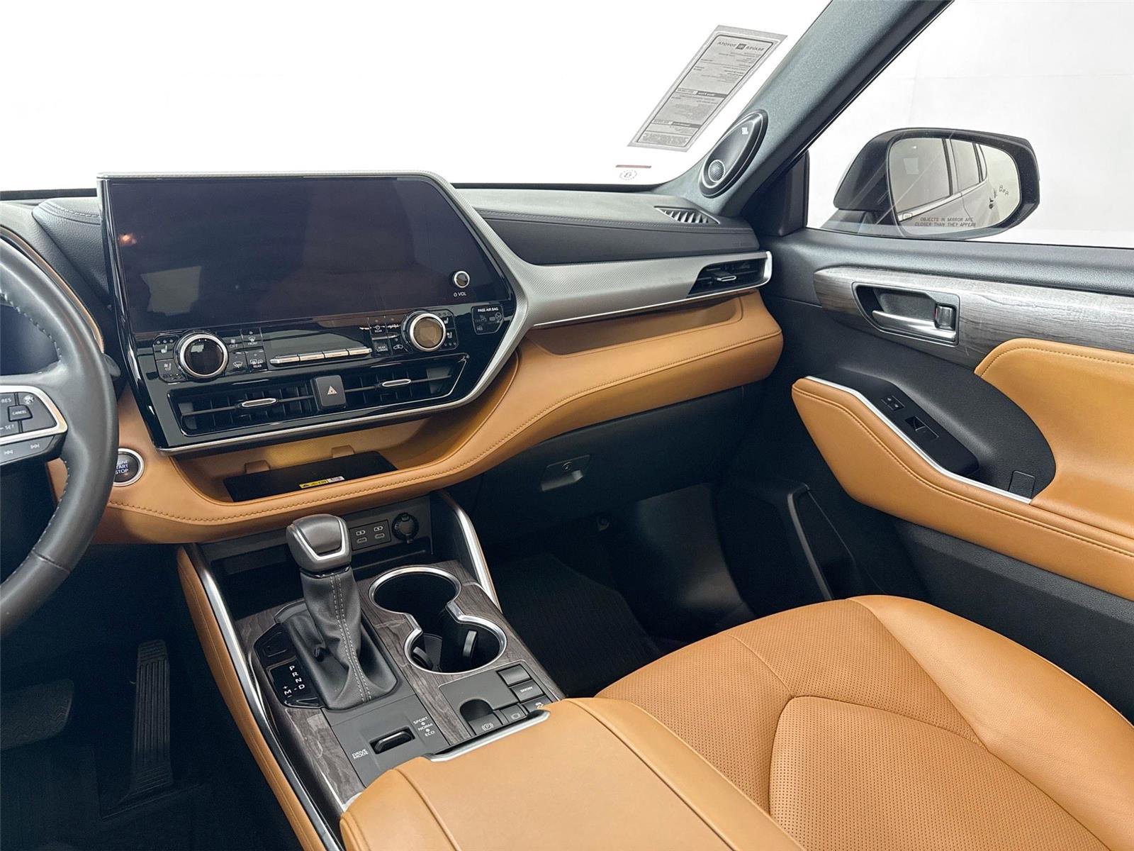 2024 Toyota Highlander Platinum