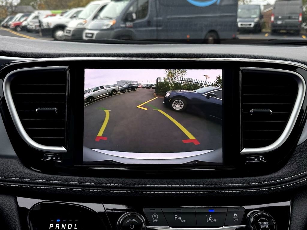 2026 Chrysler Pacifica Limited