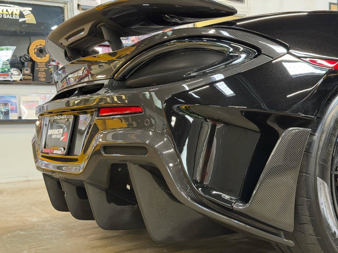 Used 2019 McLaren 600LT photo 19