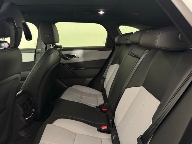 2026 Land Rover Range Rover Velar Dynamic SE