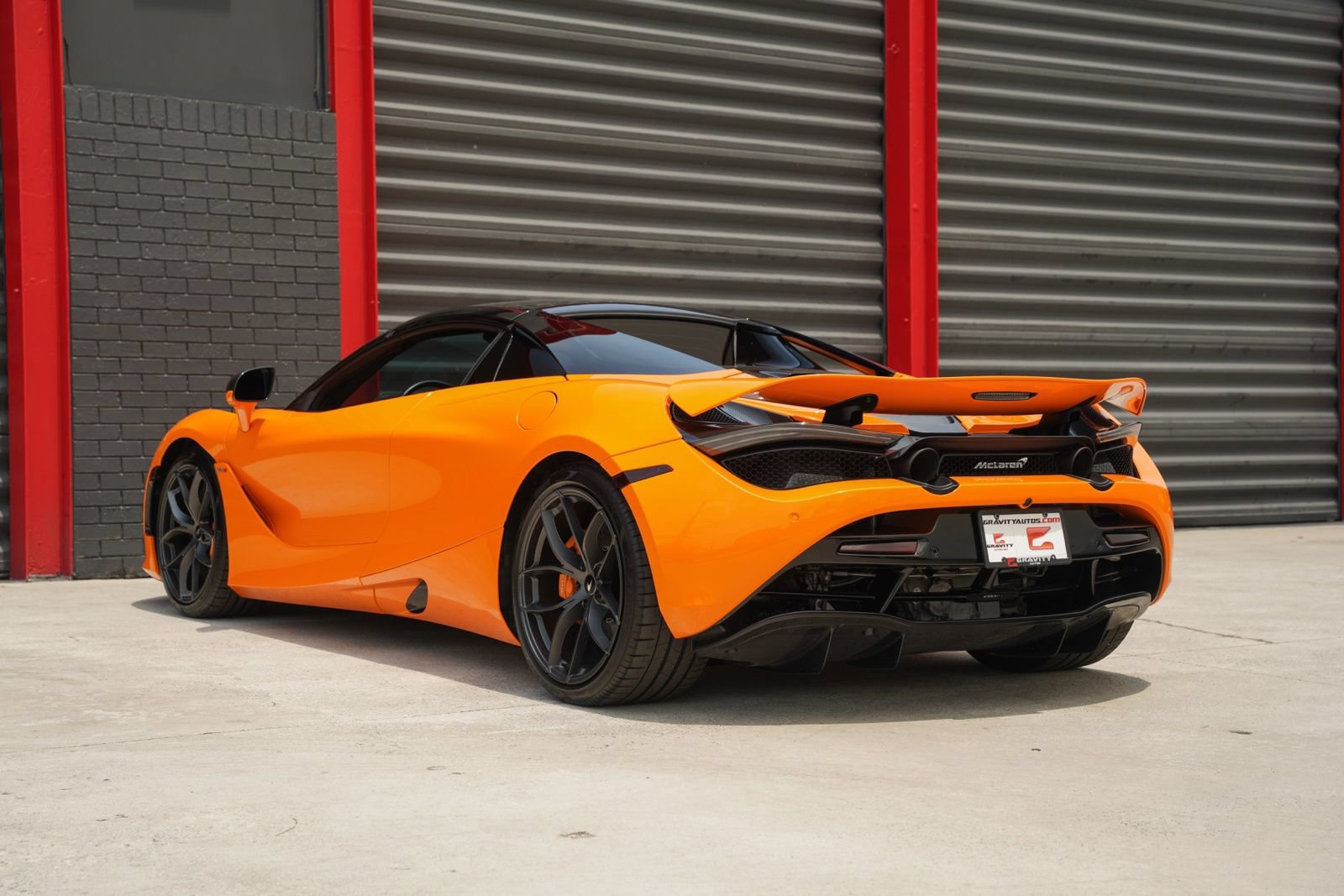 Used 2022 McLaren 720S Performance photo 13