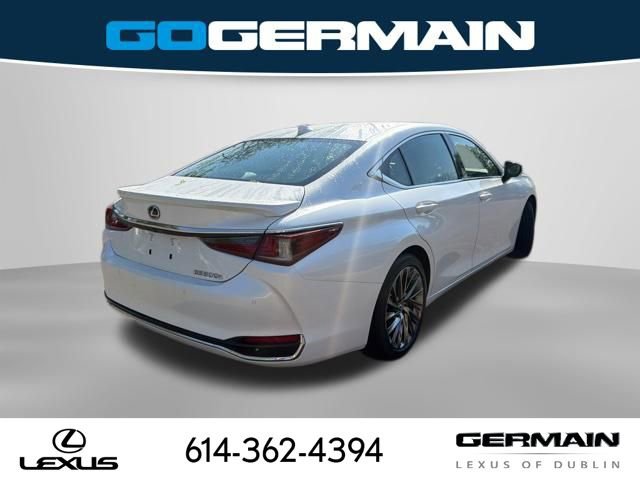 2024 Lexus ES 300h Ultra Luxury