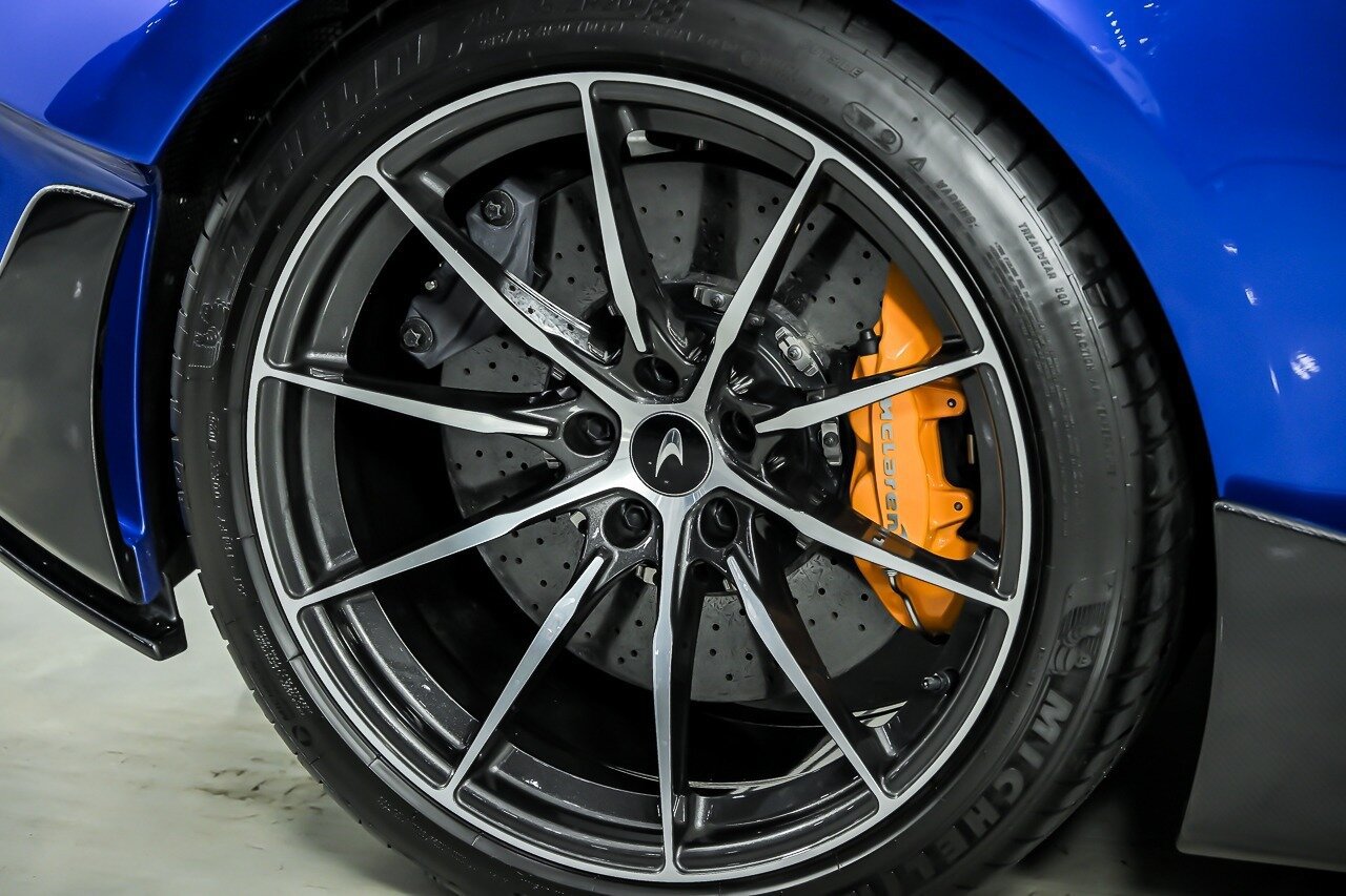 Used 2019 McLaren 600LT photo 14