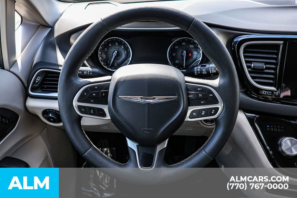 2024 Chrysler Pacifica Touring-L