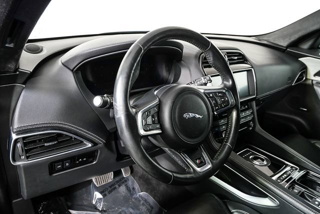 2019 Jaguar F-Pace S