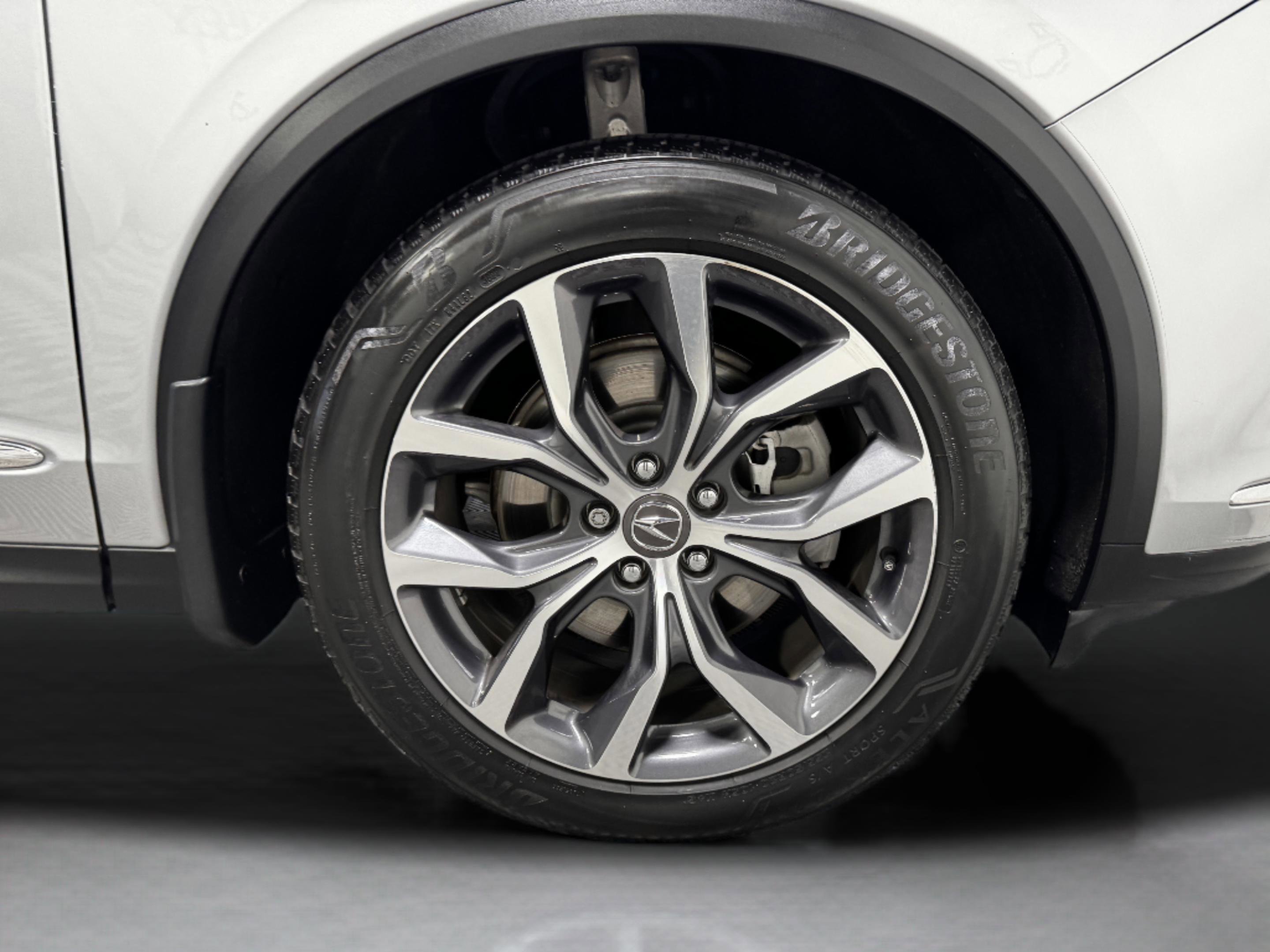 2023 Acura MDX FWD w/ Technology Package