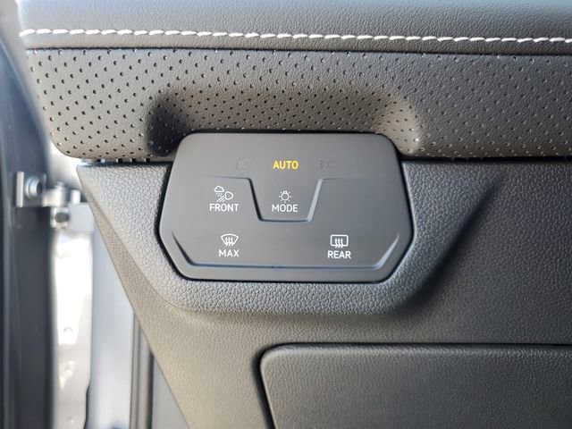 2025 Volkswagen Atlas SE