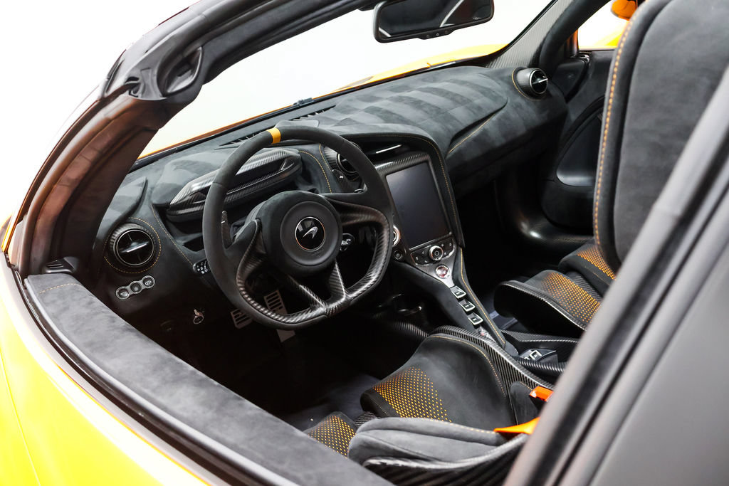 Used 2022 McLaren 765LT photo 95