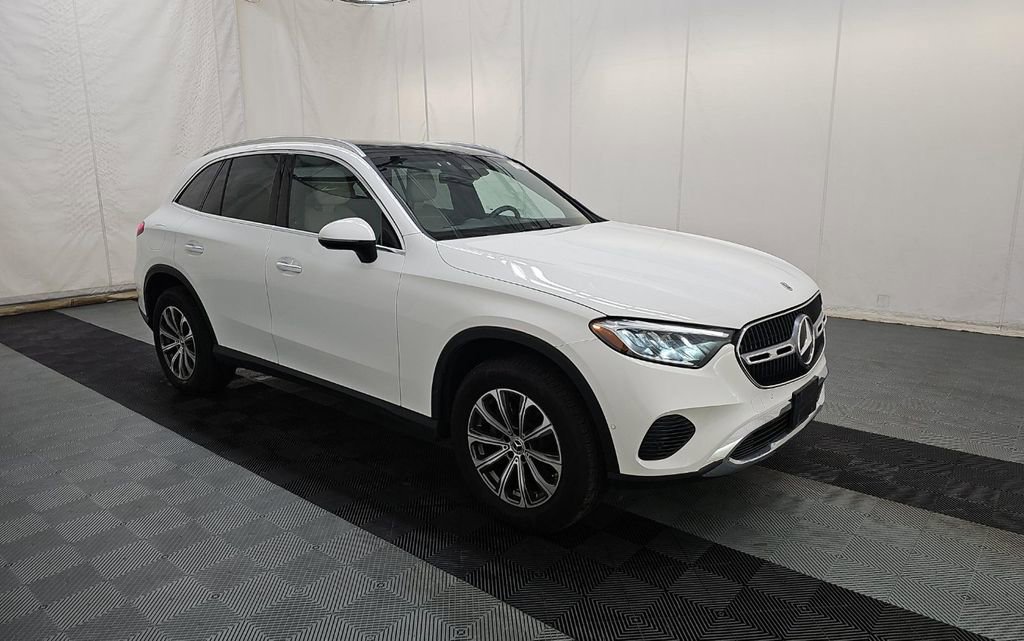 2025 Mercedes-Benz GLC 300 4MATIC