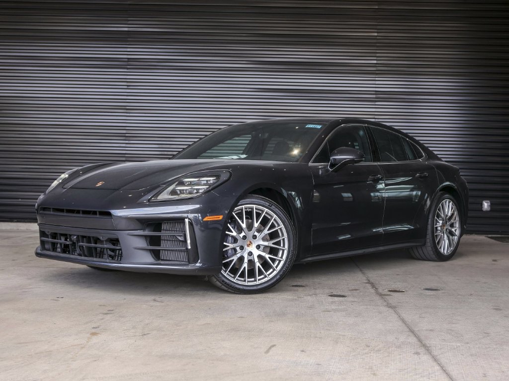 2026 Porsche Panamera Base