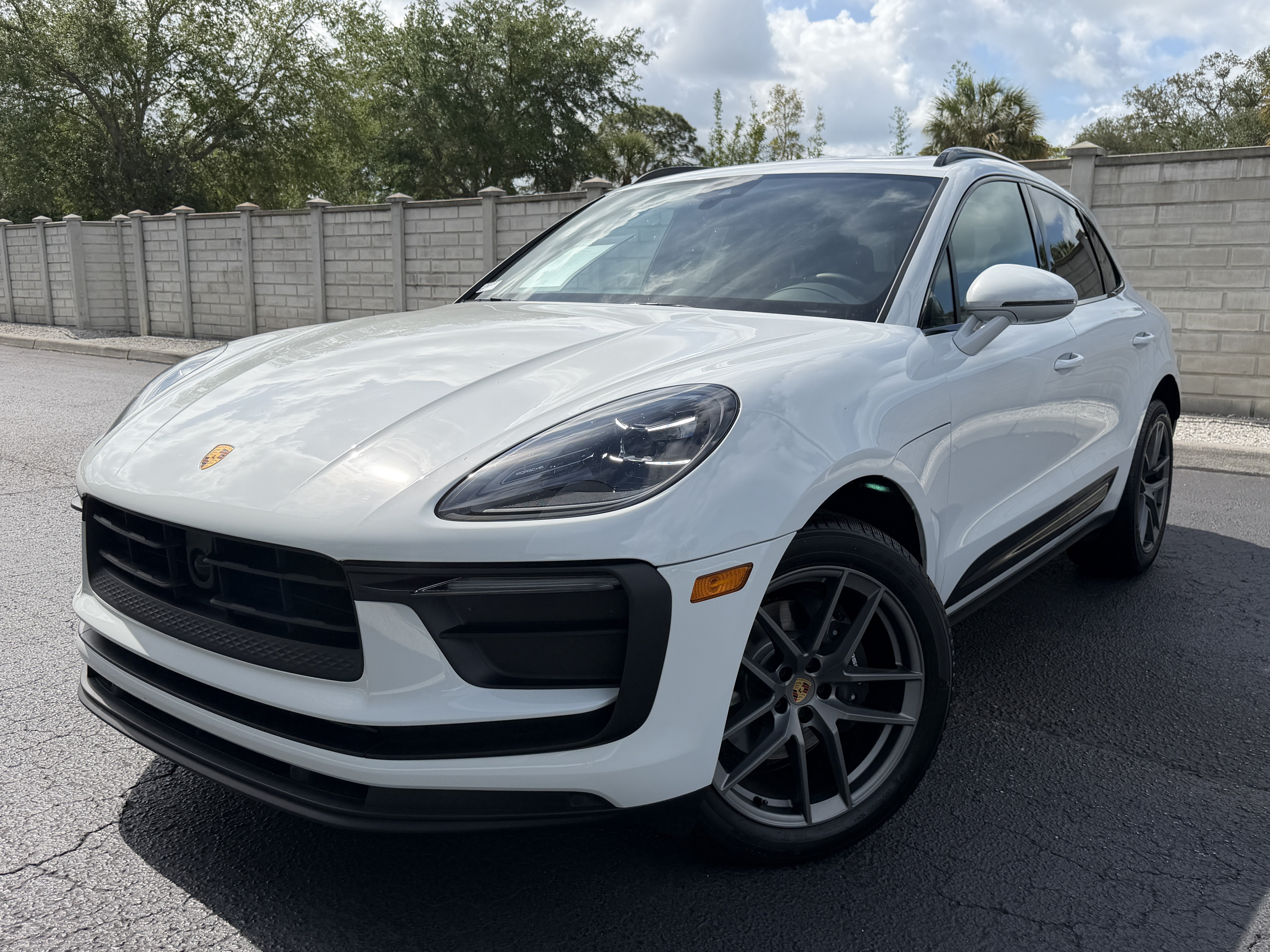 Certified 2025 Porsche Macan